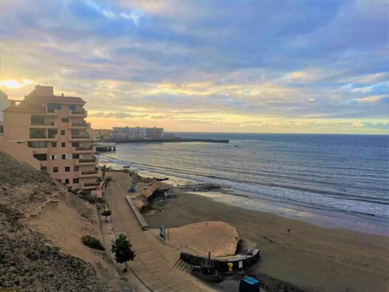 Rentenerife Tropical Banana El Medano Esterno foto